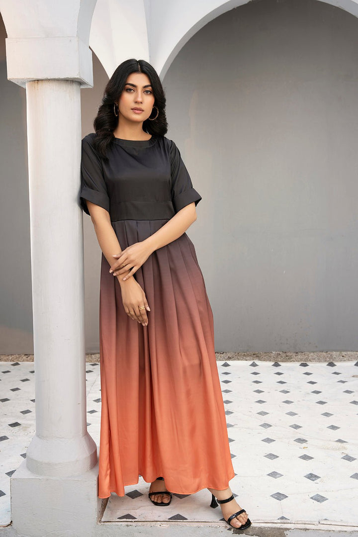 Amber dusk - Rabiya Hassan