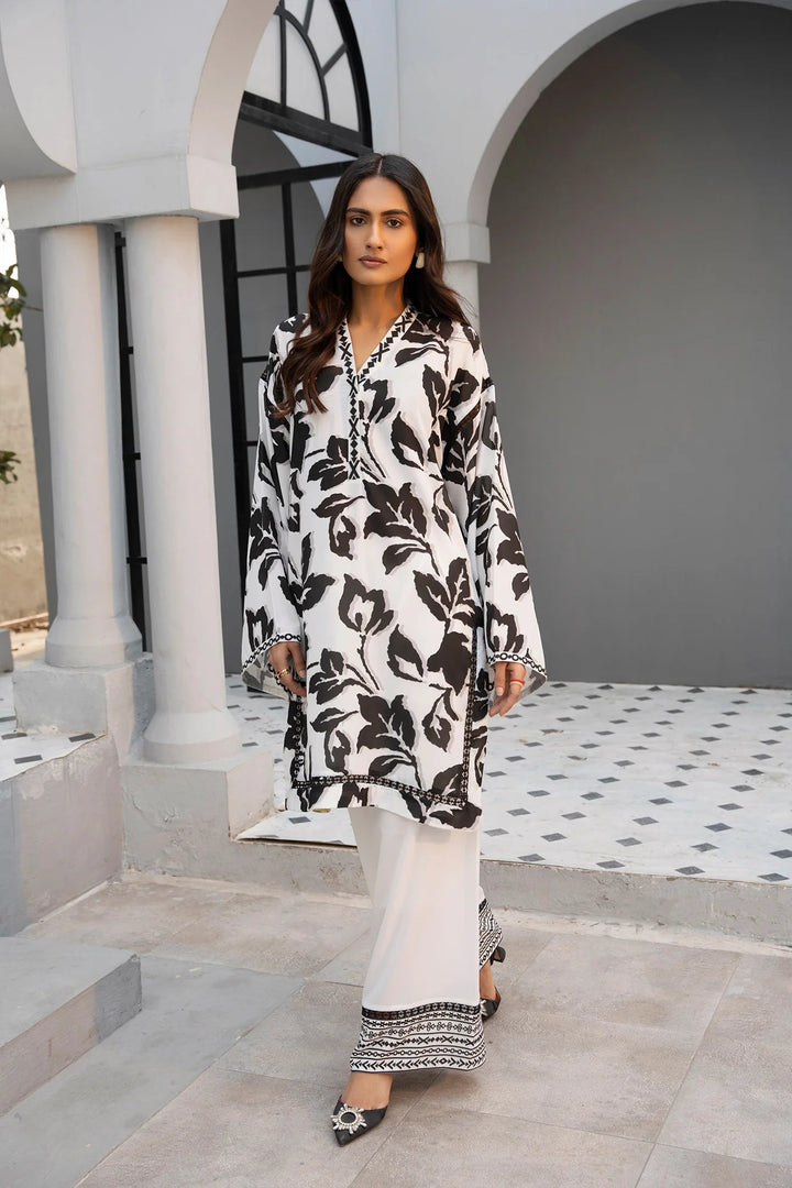 Shadow Petals Georgette Printed Stitched 3 PC - Rabiya Hassan
