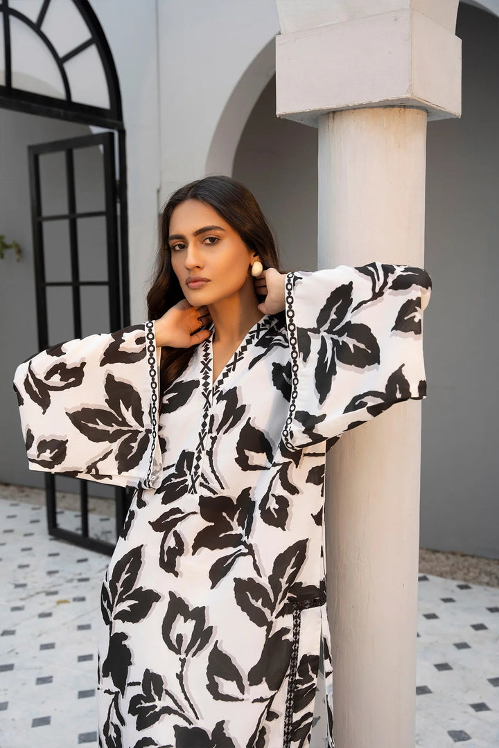 Shadow Petals Georgette Printed Stitched 3 PC - Rabiya Hassan