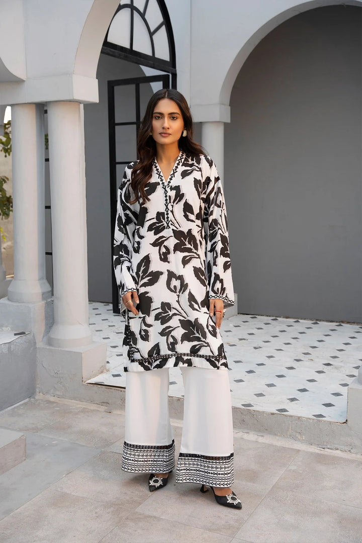 Shadow Petals Georgette Printed Stitched 3 PC - Rabiya Hassan